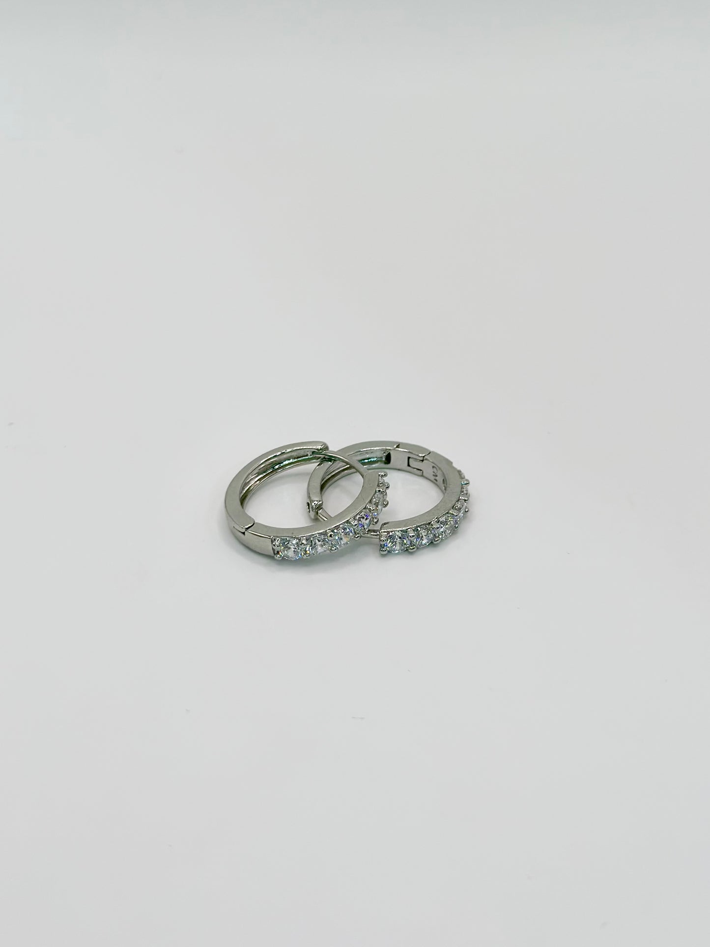 Aro Silver Shine