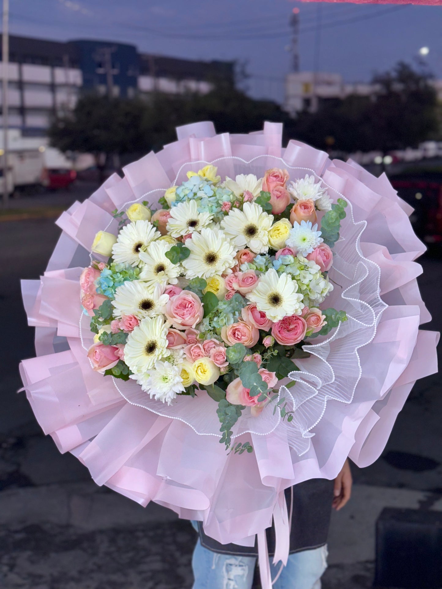 Ashley Bouquet Flores finas