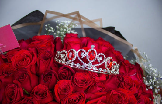 Maxi ramo de 200 rosas con chocolates