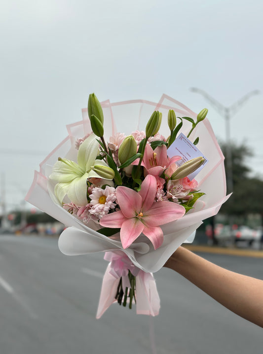 Ana, Bouquet Lilis