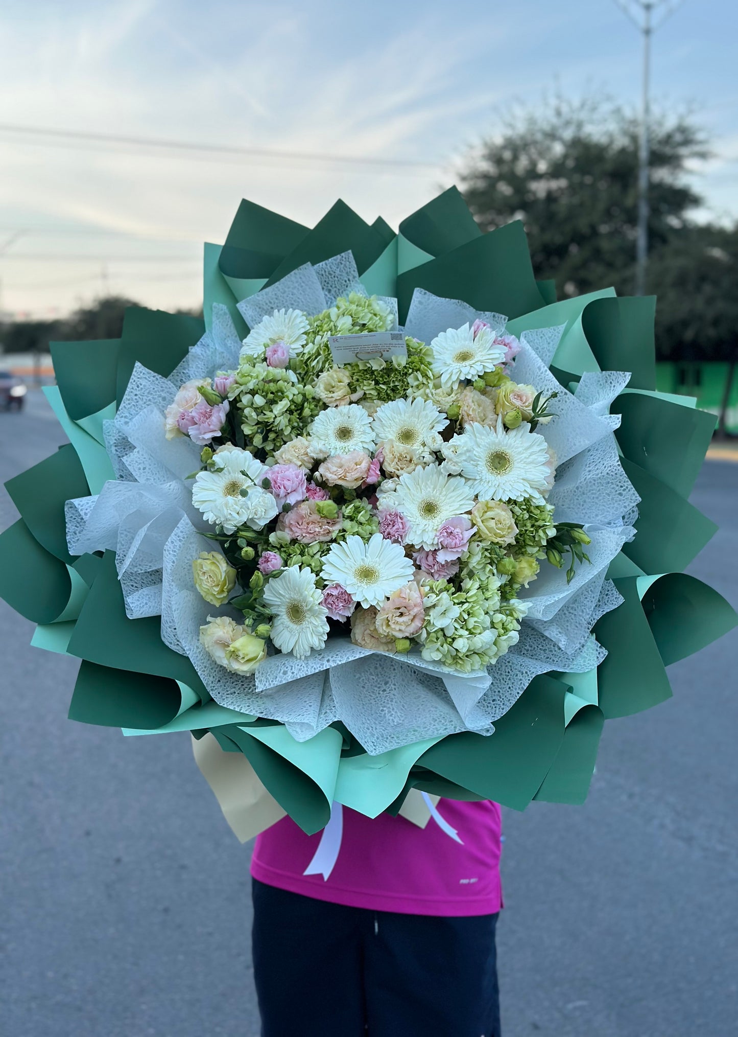 Isabella, ramo de flores finas de temporada