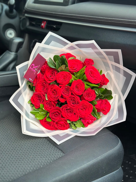 Ramo 24 Rosas Clásico