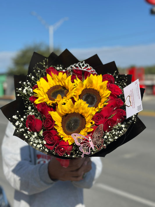 Bouquet girasoles y rosas