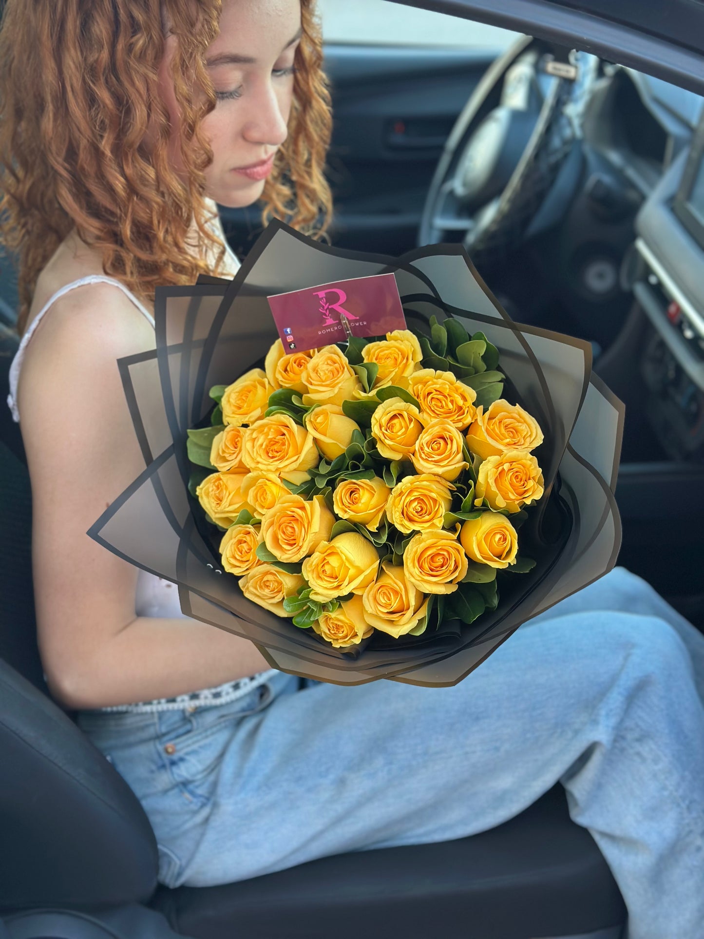 24 Rosas Amarillas