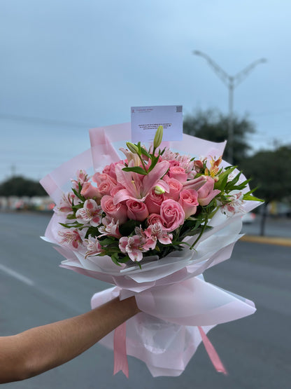 Bouquet Rosas y Lilis