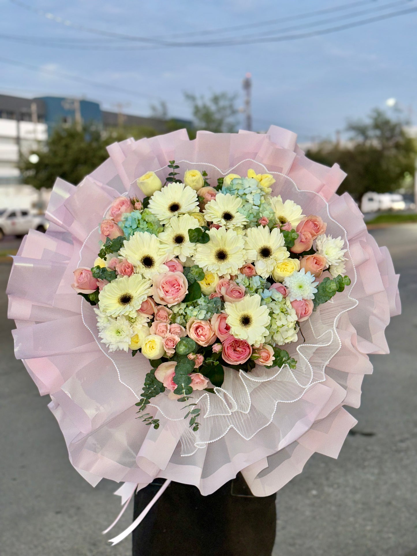 Ashley Bouquet Flores finas